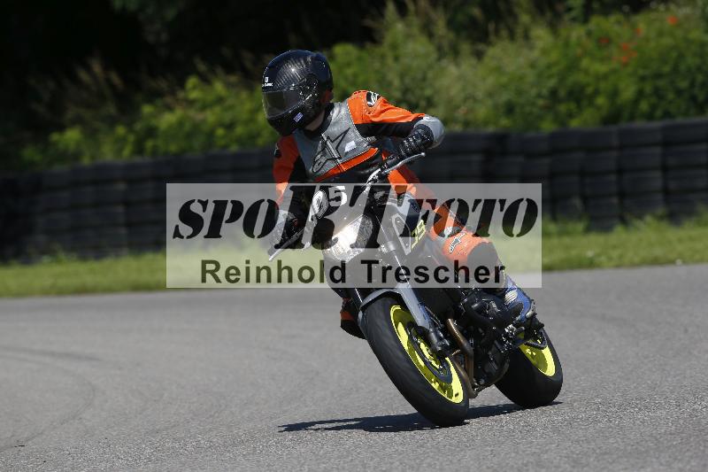 /Archiv-2024/29 12.06.2024 MOTO.CH Track Day ADR/Gruppe blau/105